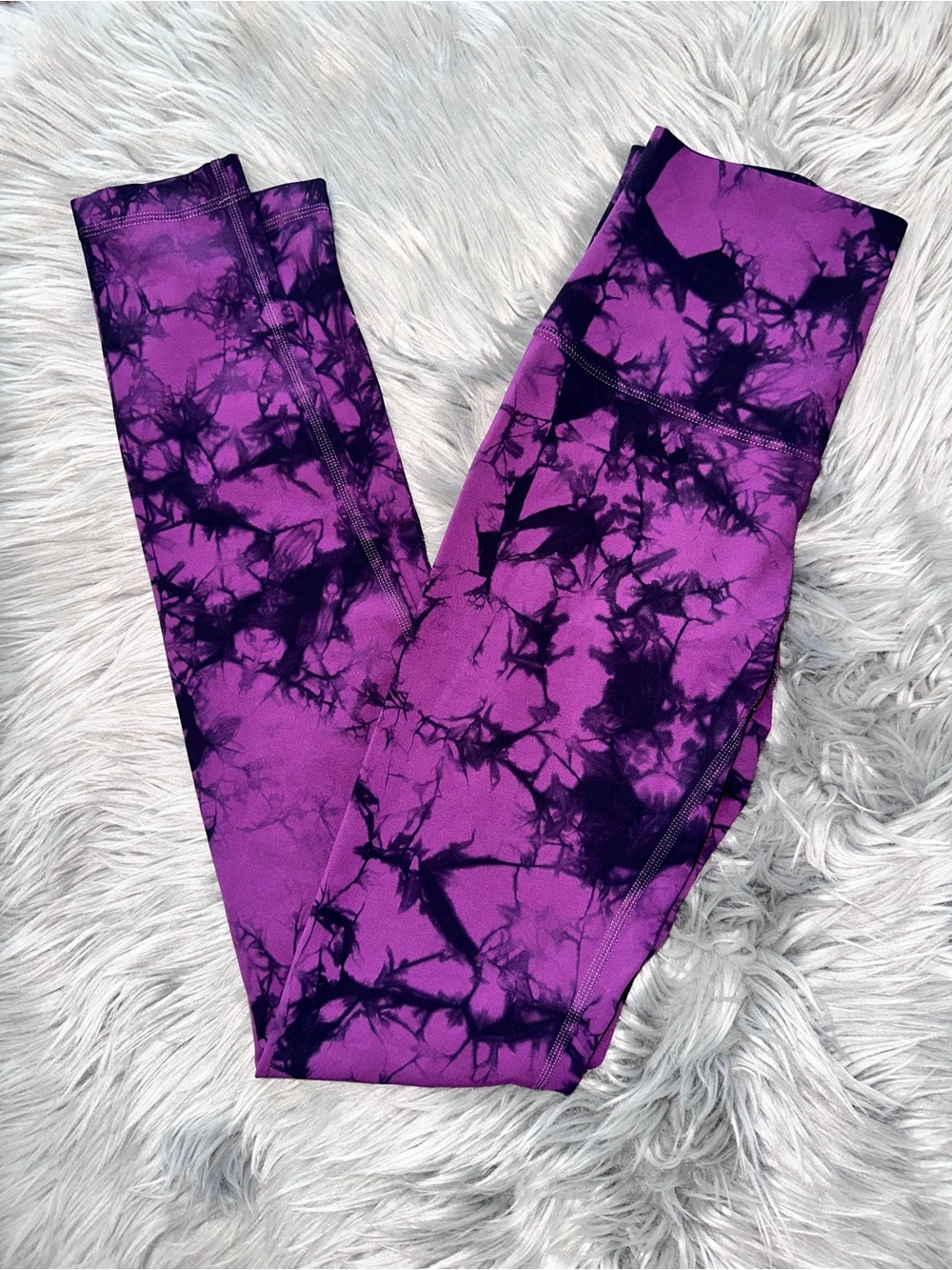 Lululemon Athletica Women’s 6 Purple Tie Dye Full Length Leggings